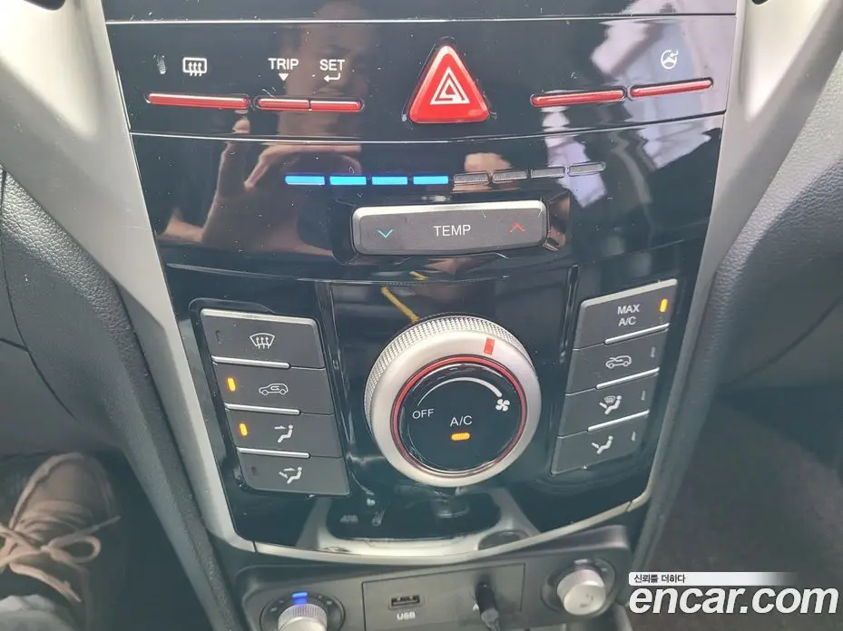 SsangYong TIBOLI 2016 1.6 автомат (гидро), фото 17
