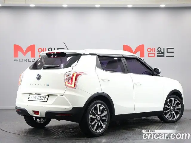 SsangYong TIBOLI 2016 1.6 автомат (гидро), миниатюра 4