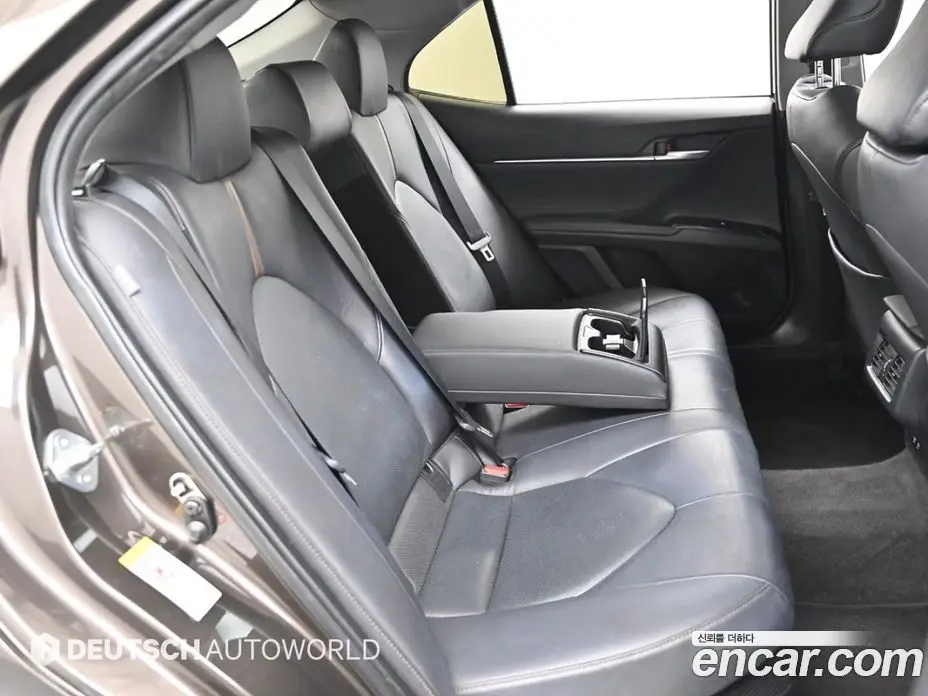 Toyota Camry 2018 2.5 автомат (гидро), фото 12 Toyota Camry 2018 2.5 автомат (гидро), фото 12