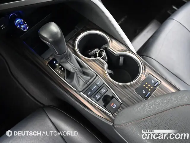 Toyota Camry 2018 2.5 автомат (гидро), миниатюра 9 Toyota Camry 2018 2.5 автомат (гидро), миниатюра 9