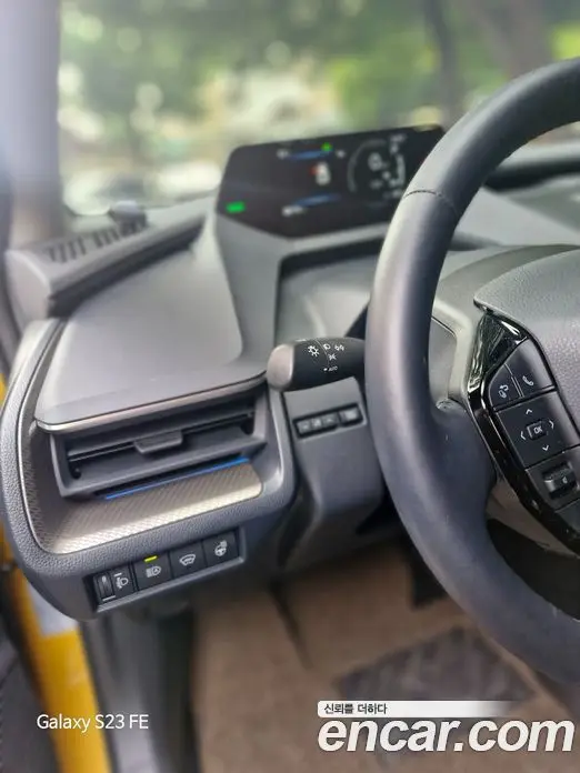 Toyota Prius 2024 2.0 автомат (гидро), фото 16