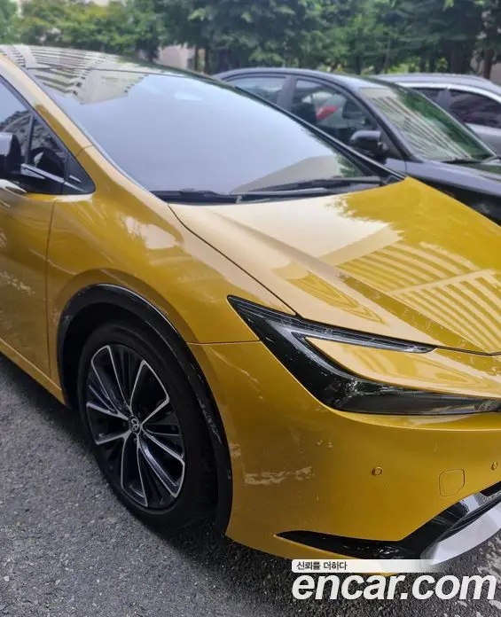 Toyota Prius 2024 2.0 автомат (гидро), миниатюра 3
