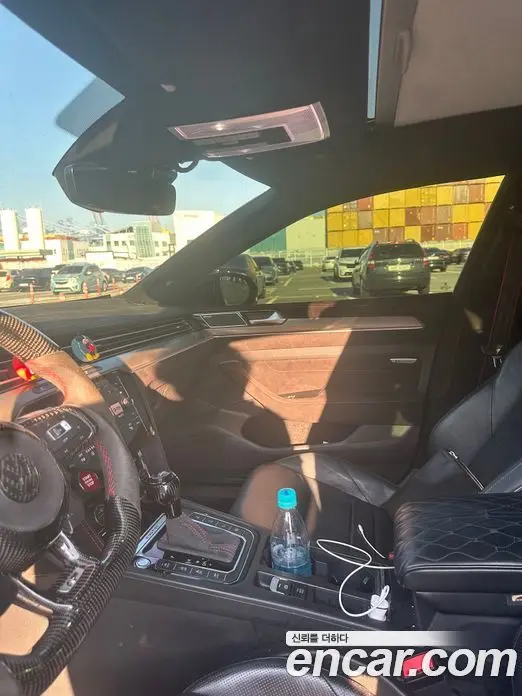 Volkswagen Arteon 2019 2.0 автомат (гидро), фото 4 Volkswagen Arteon 2019 2.0 автомат (гидро), фото 4