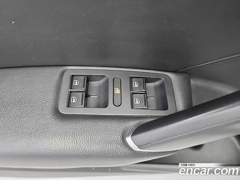 Volkswagen Passat 2018 2.0 автомат (гидро), фото 18 Volkswagen Passat 2018 2.0 автомат (гидро), фото 18