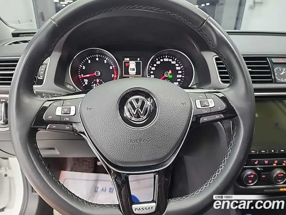 Volkswagen Passat 2018 2.0 автомат (гидро), фото 9 Volkswagen Passat 2018 2.0 автомат (гидро), фото 9