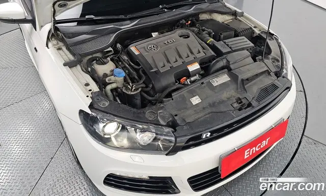Volkswagen Scirocco 2012 2.0 автомат (гидро), миниатюра 6 Volkswagen Scirocco 2012 2.0 автомат (гидро), миниатюра 6