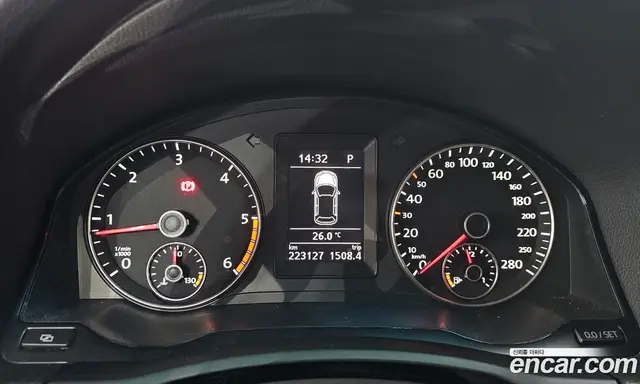 Volkswagen Scirocco 2012 2.0 автомат (гидро), миниатюра 8 Volkswagen Scirocco 2012 2.0 автомат (гидро), миниатюра 8