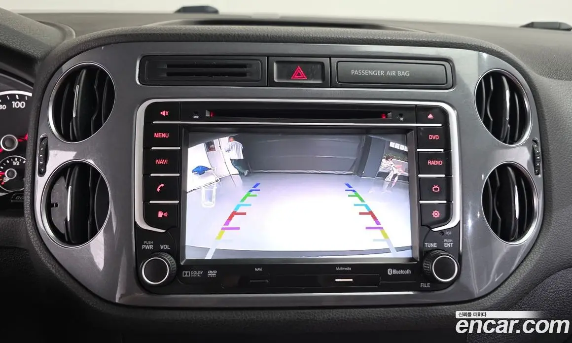 Volkswagen Tiguan 2014 2.0 автомат (гидро), фото 12