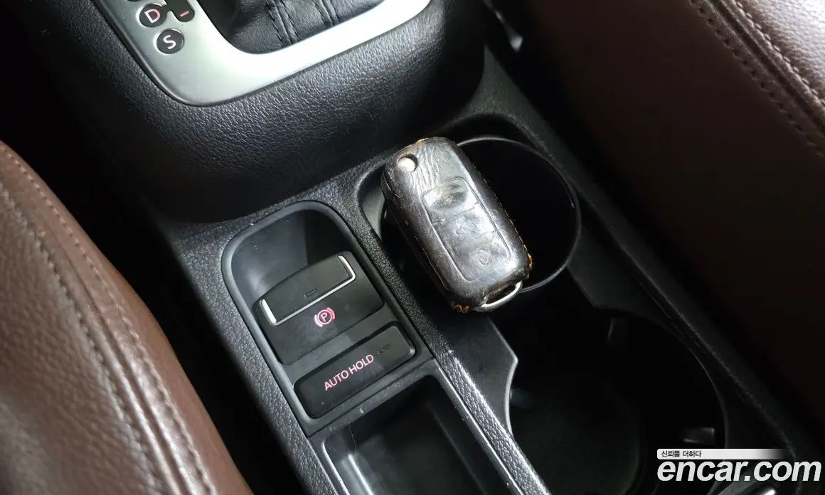 Volkswagen Tiguan 2014 2.0 автомат (гидро), фото 14