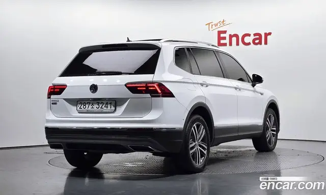 Volkswagen Tiguan 2020 2.0 автомат (гидро), миниатюра 2