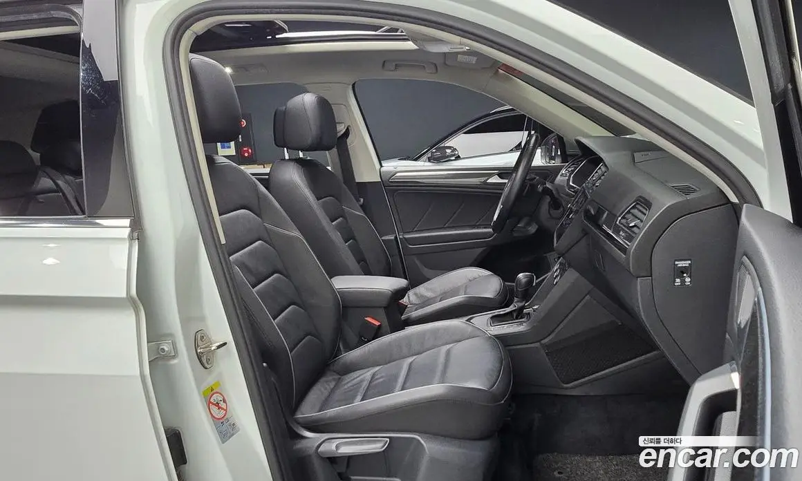 Volkswagen Tiguan 2020 2.0 автомат (гидро), фото 11