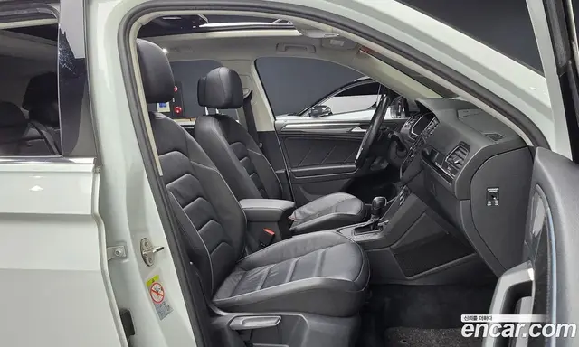 Volkswagen Tiguan 2020 2.0 автомат (гидро), миниатюра 11