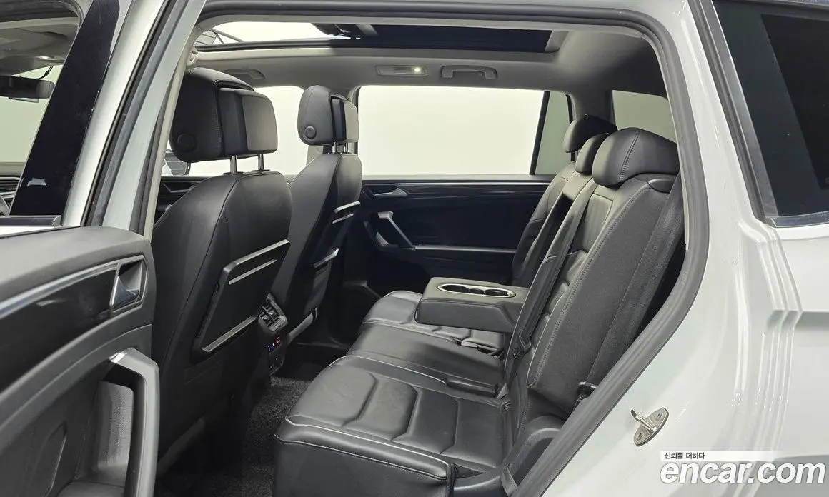 Volkswagen Tiguan 2020 2.0 автомат (гидро), фото 12