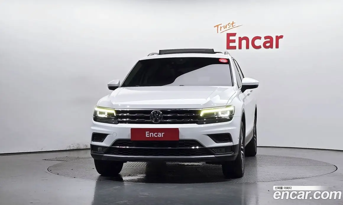 Volkswagen Tiguan 2020 2.0 автомат (гидро), фото 3