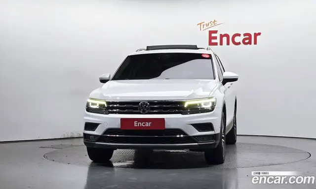 Volkswagen Tiguan 2020 2.0 автомат (гидро), миниатюра 3