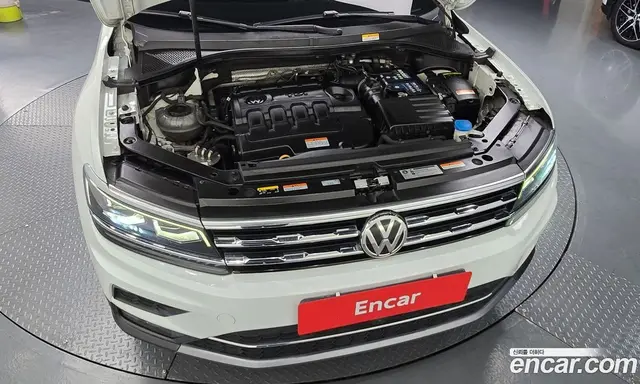 Volkswagen Tiguan 2020 2.0 автомат (гидро), миниатюра 6