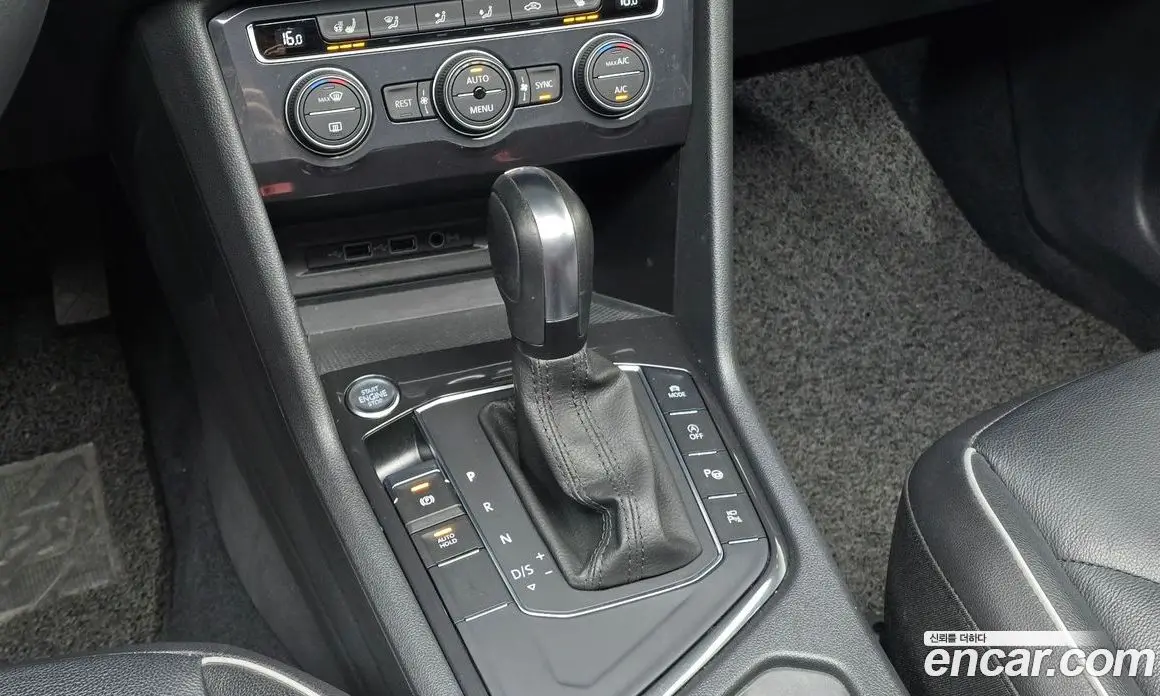 Volkswagen Tiguan 2020 2.0 автомат (гидро), фото 9