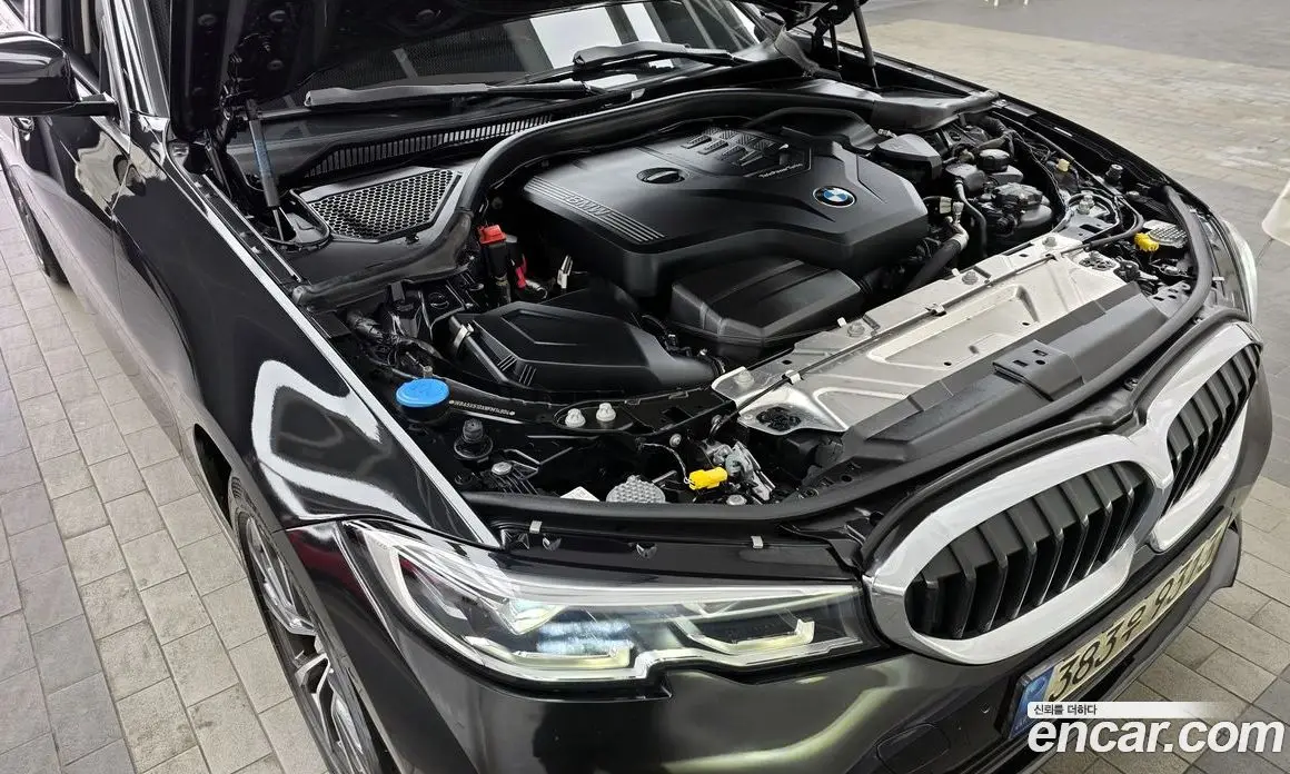 BMW 3 серия 2022 2.0 автомат (гидро), фото 6