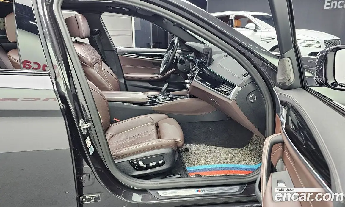 BMW 5 серия 2023 2.0 автомат (гидро), фото 11
