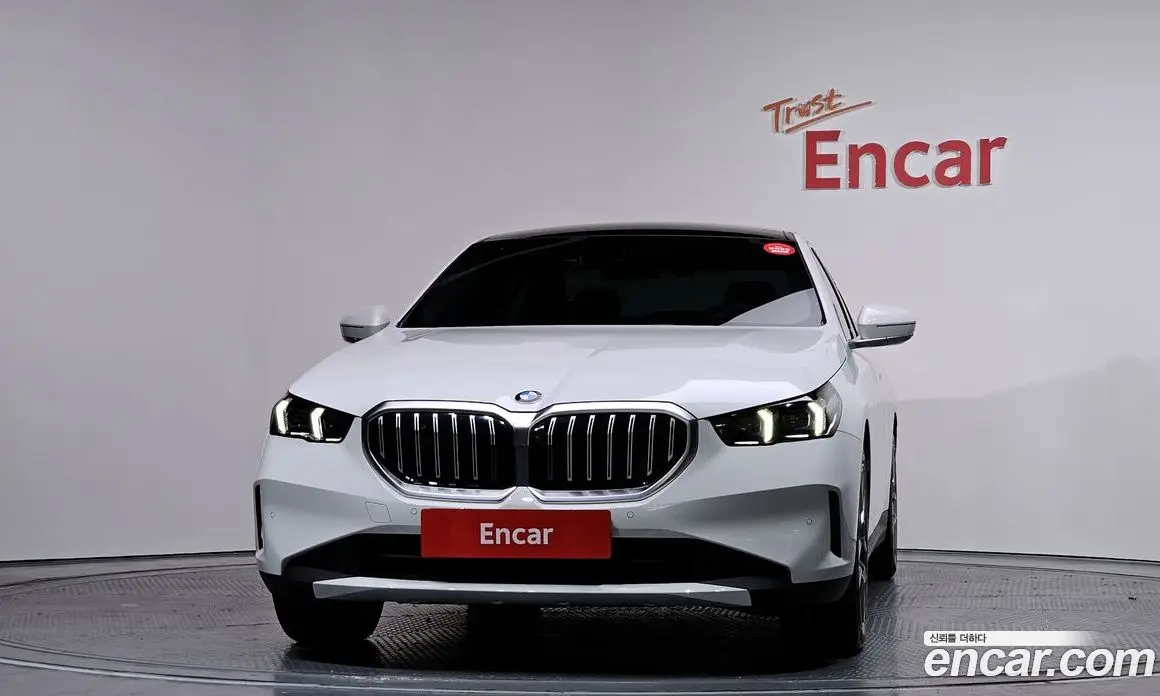 BMW 5 серия 2025 2.0 автомат (гидро), фото 3 BMW 5 серия 2025 2.0 автомат (гидро), фото 3
