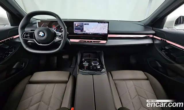 BMW 5 серия 2025 2.0 автомат (гидро), миниатюра 7 BMW 5 серия 2025 2.0 автомат (гидро), миниатюра 7