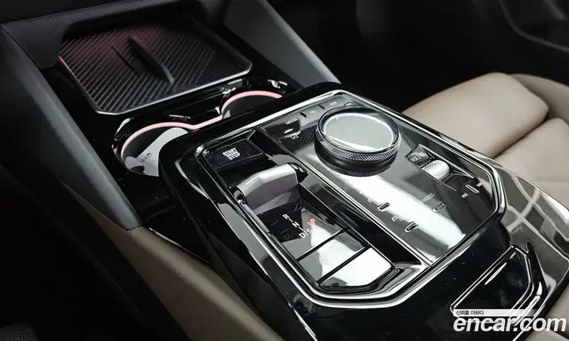 BMW 5 серия 2025 2.0 автомат (гидро), миниатюра 9 BMW 5 серия 2025 2.0 автомат (гидро), миниатюра 9