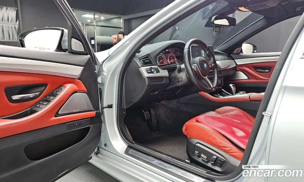 BMW M5 2016 4.4 автомат (гидро), фото 10