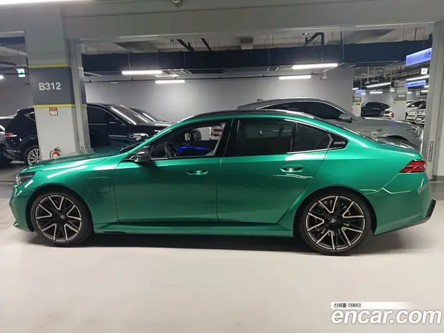 BMW M5 2025 4.4 автомат (гидро), миниатюра 2 BMW M5 2025 4.4 автомат (гидро), миниатюра 2