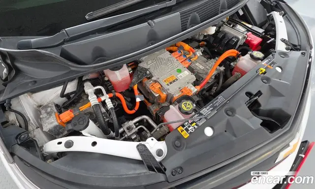 Chevrolet Bolt EV 2019 0.2 автомат (гидро), миниатюра 6