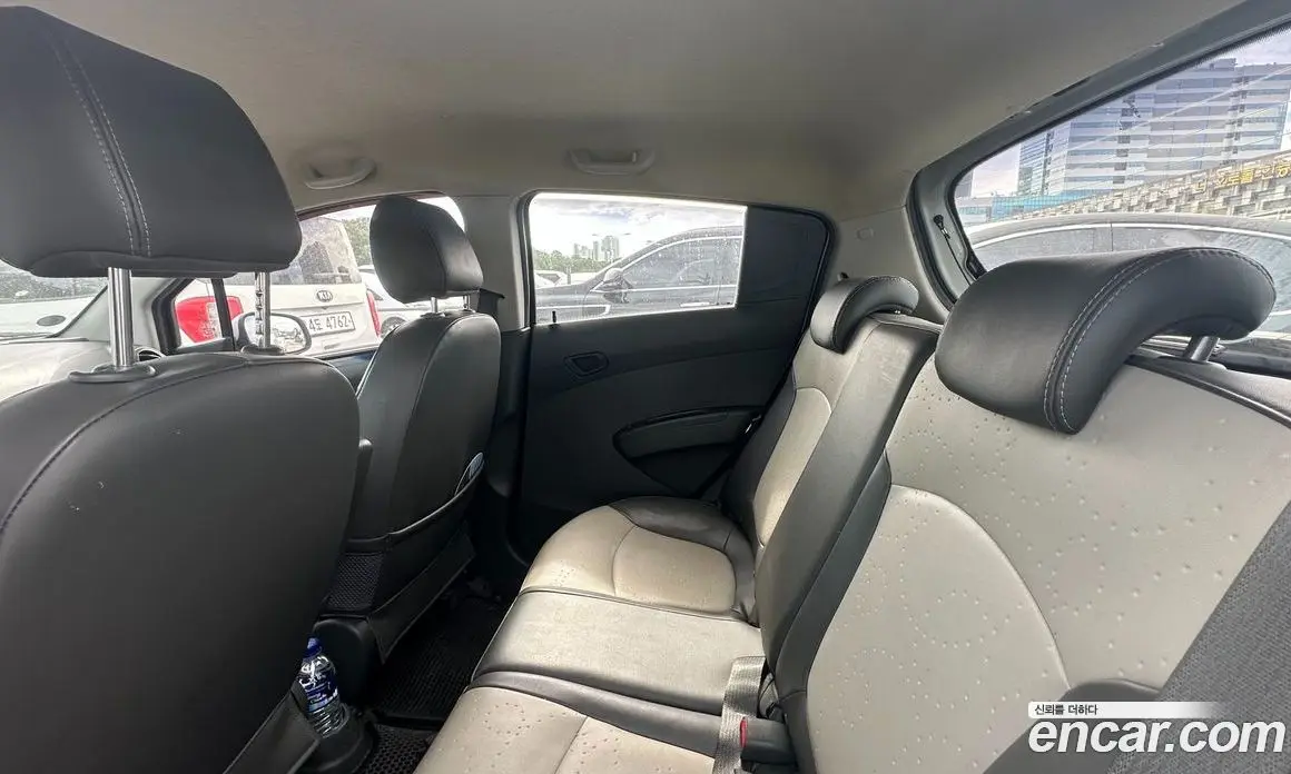 Chevrolet Spark 2011 1.0 автомат (гидро), фото 8