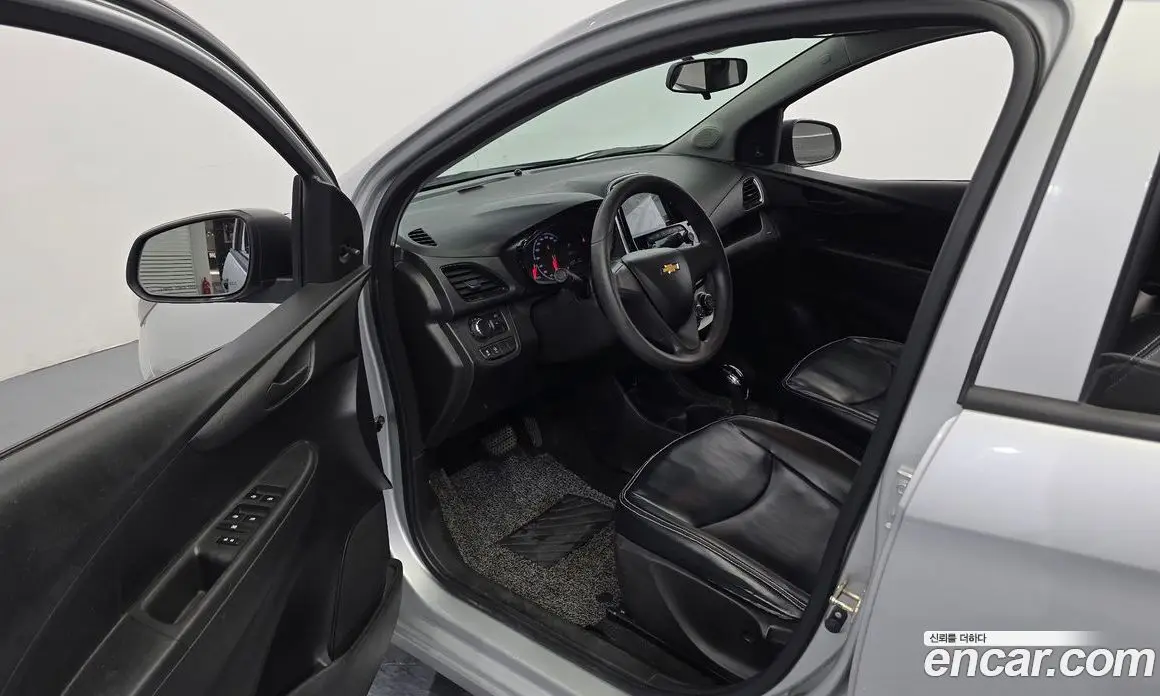 Chevrolet Spark 2015 1.0 автомат (гидро), фото 10