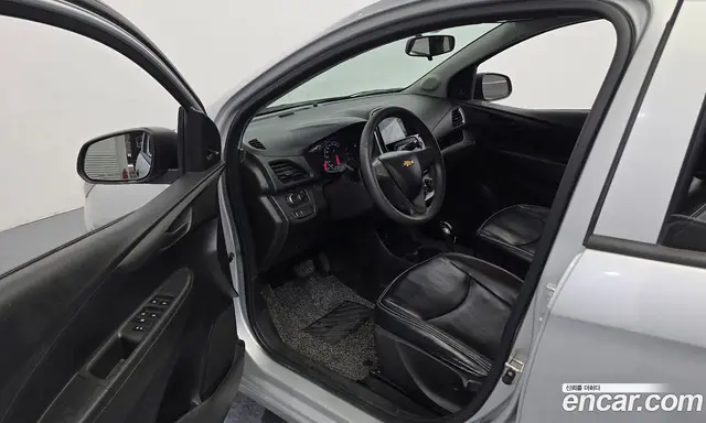 Chevrolet Spark 2015 1.0 автомат (гидро), миниатюра 10