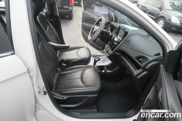 Chevrolet Spark 2016 1.0 автомат (гидро), миниатюра 12
