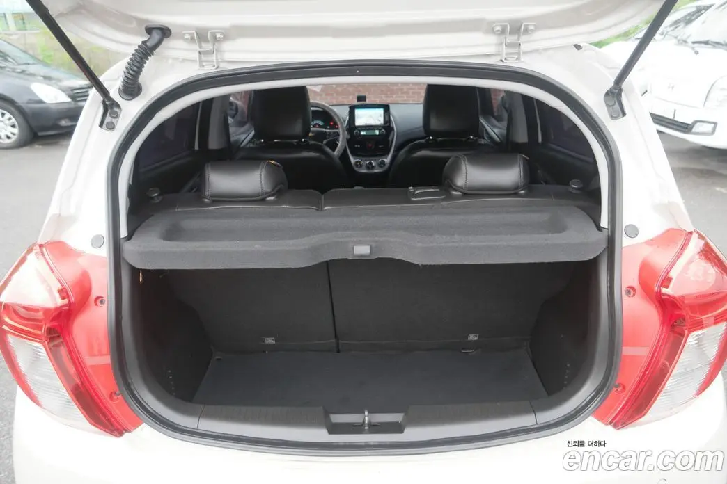 Chevrolet Spark 2016 1.0 автомат (гидро), фото 17