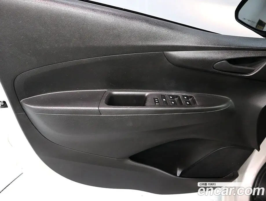 Chevrolet Spark 2017 1.0 автомат (гидро), фото 14