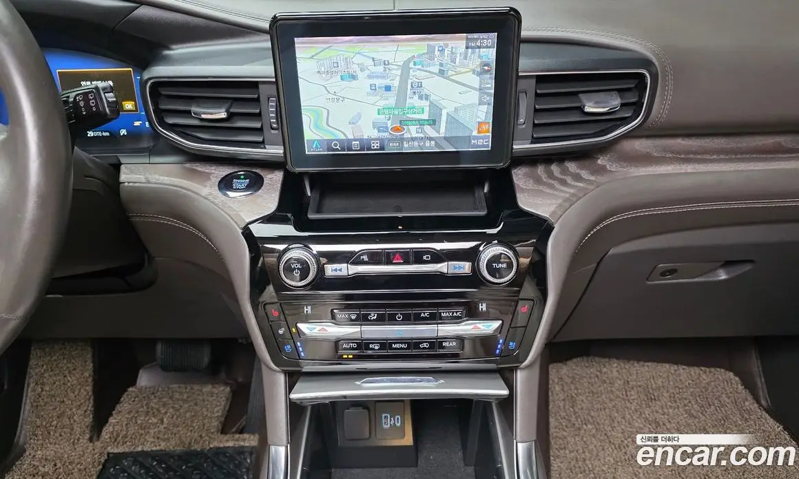 Ford Explorer 2021 3.0 автомат (гидро), фото 15