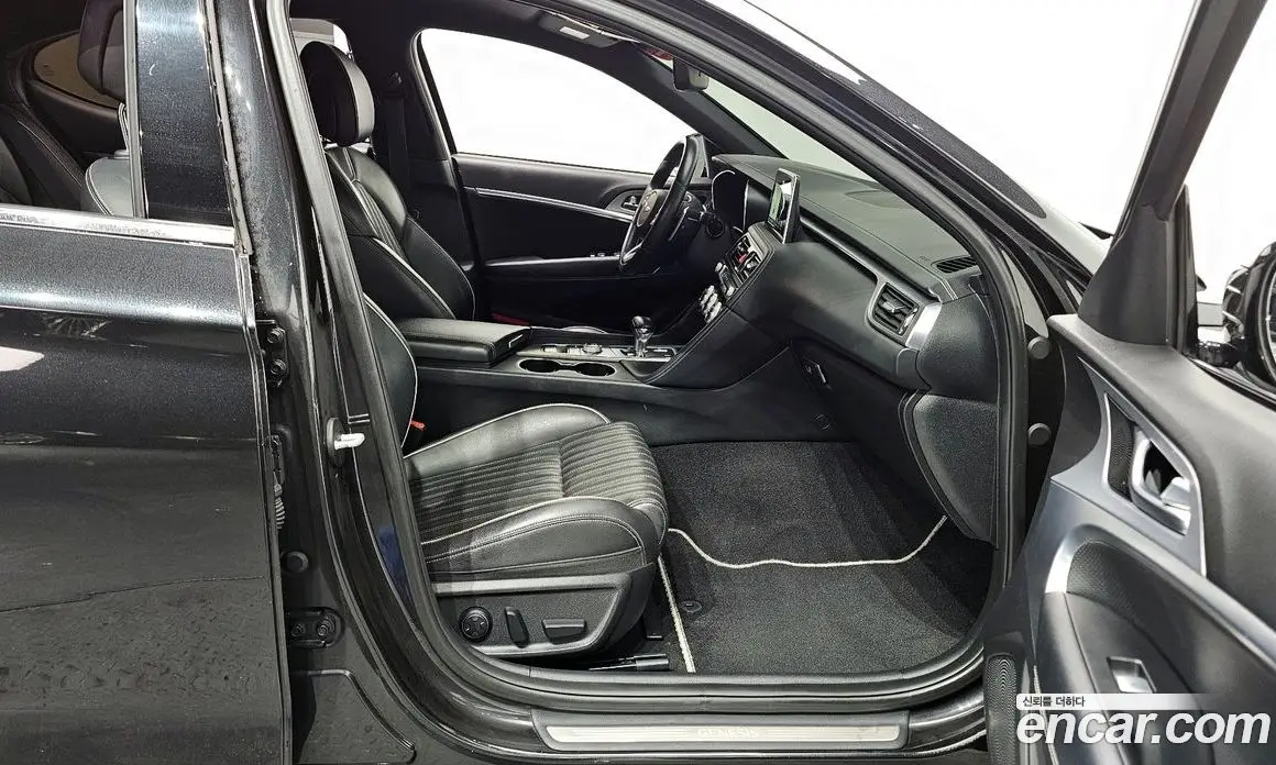 Genesis G70 2019 3.3 автомат (гидро), фото 11 Genesis G70 2019 3.3 автомат (гидро), фото 11