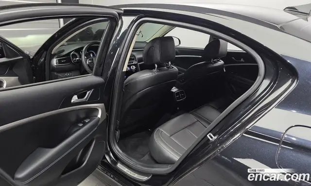 Genesis G70 2022 2.0 автомат (гидро), миниатюра 11 Genesis G70 2022 2.0 автомат (гидро), миниатюра 11