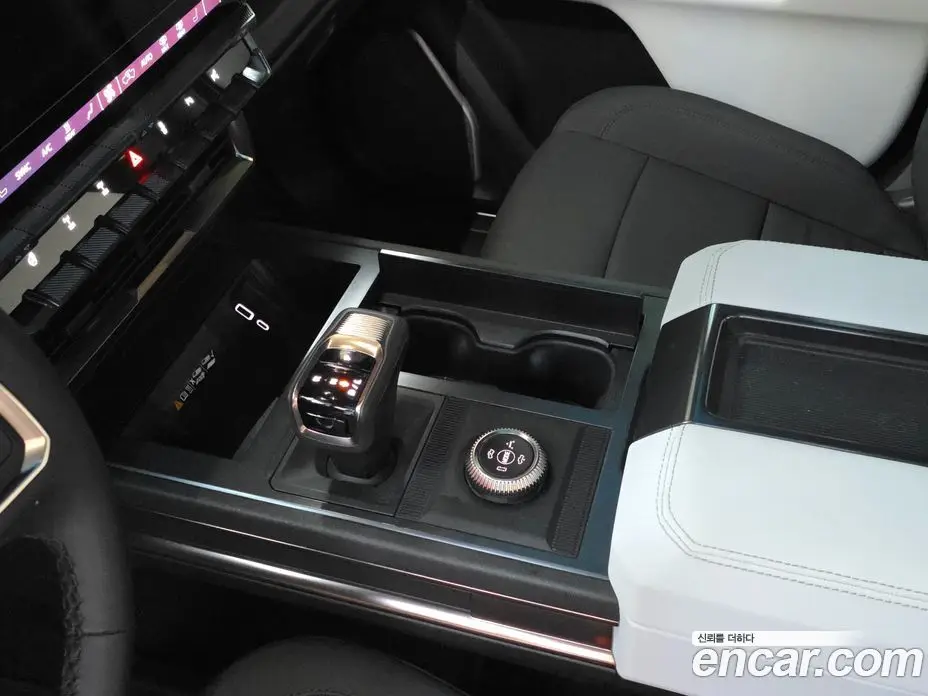 GMC Hummer EV 2024 5.0 автомат (гидро), фото 11 GMC Hummer EV 2024 5.0 автомат (гидро), фото 11
