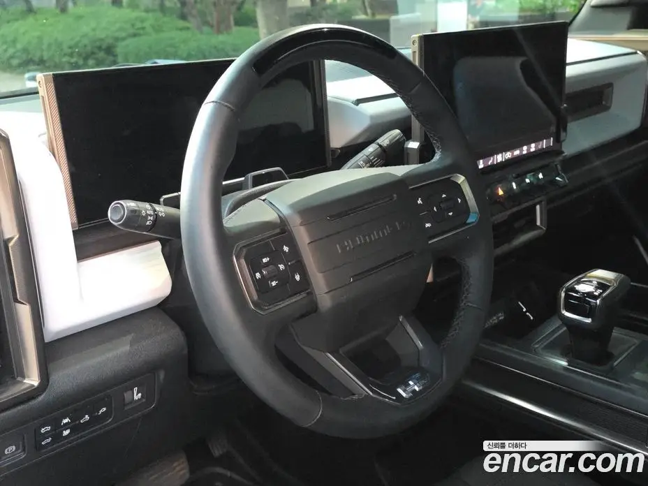 GMC Hummer EV 2024 5.0 автомат (гидро), фото 12 GMC Hummer EV 2024 5.0 автомат (гидро), фото 12