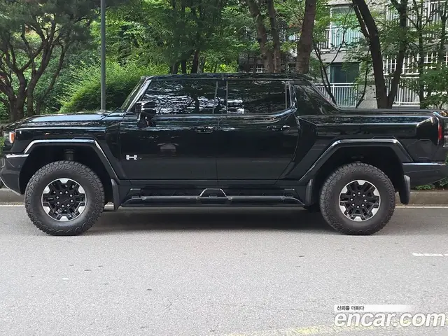 GMC Hummer EV 2024 5.0 автомат (гидро), миниатюра 3 GMC Hummer EV 2024 5.0 автомат (гидро), миниатюра 3