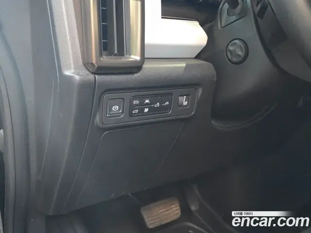 GMC Hummer EV 2024 5.0 автомат (гидро), миниатюра 10 GMC Hummer EV 2024 5.0 автомат (гидро), миниатюра 10