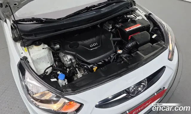 Hyundai Accent 2012 1.6 автомат (гидро), миниатюра 6