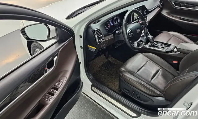 Hyundai Grandeur 2017 2.4 автомат (гидро), миниатюра 10 Hyundai Grandeur 2017 2.4 автомат (гидро), миниатюра 10