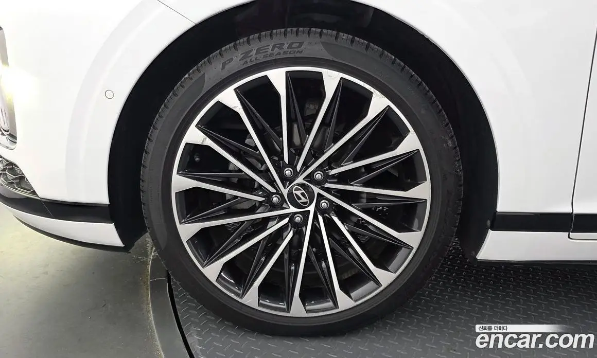 Hyundai Grandeur 2023 1.6 автомат (гидро), фото 5 Hyundai Grandeur 2023 1.6 автомат (гидро), фото 5