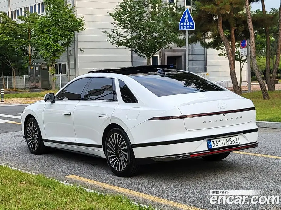 Hyundai Grandeur 2023 1.6 автомат (гидро), фото 3 Hyundai Grandeur 2023 1.6 автомат (гидро), фото 3