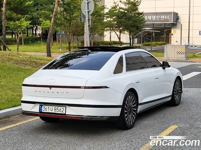 Hyundai Grandeur 2023 1.6 автомат (гидро), миниатюра 4 Hyundai Grandeur 2023 1.6 автомат (гидро), миниатюра 4