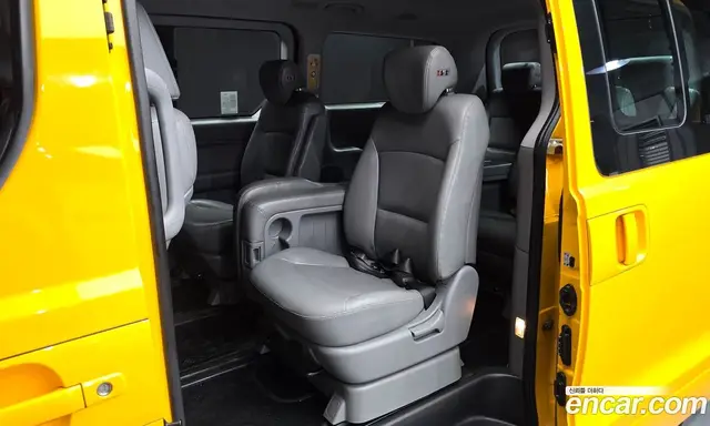 Hyundai Starex 2019 2.5 автомат (гидро), миниатюра 11