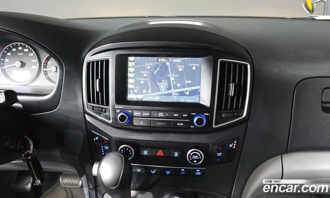 Hyundai Starex 2019 2.5 автомат (гидро), фото 14