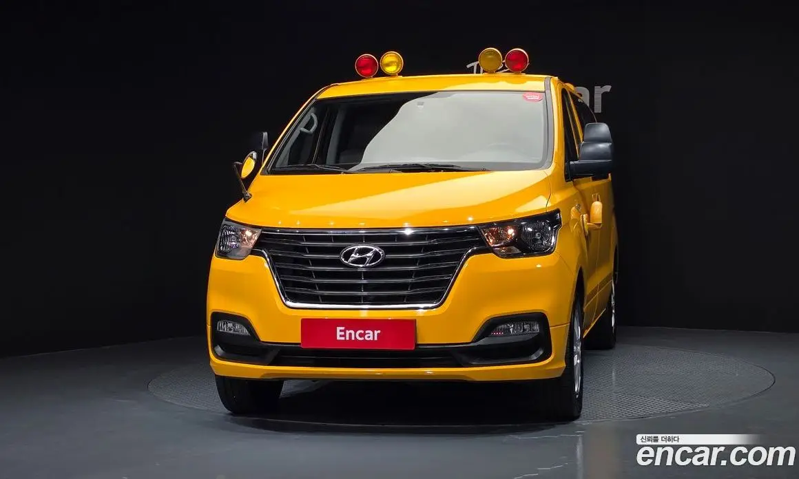 Hyundai Starex 2019 2.5 автомат (гидро), фото 3